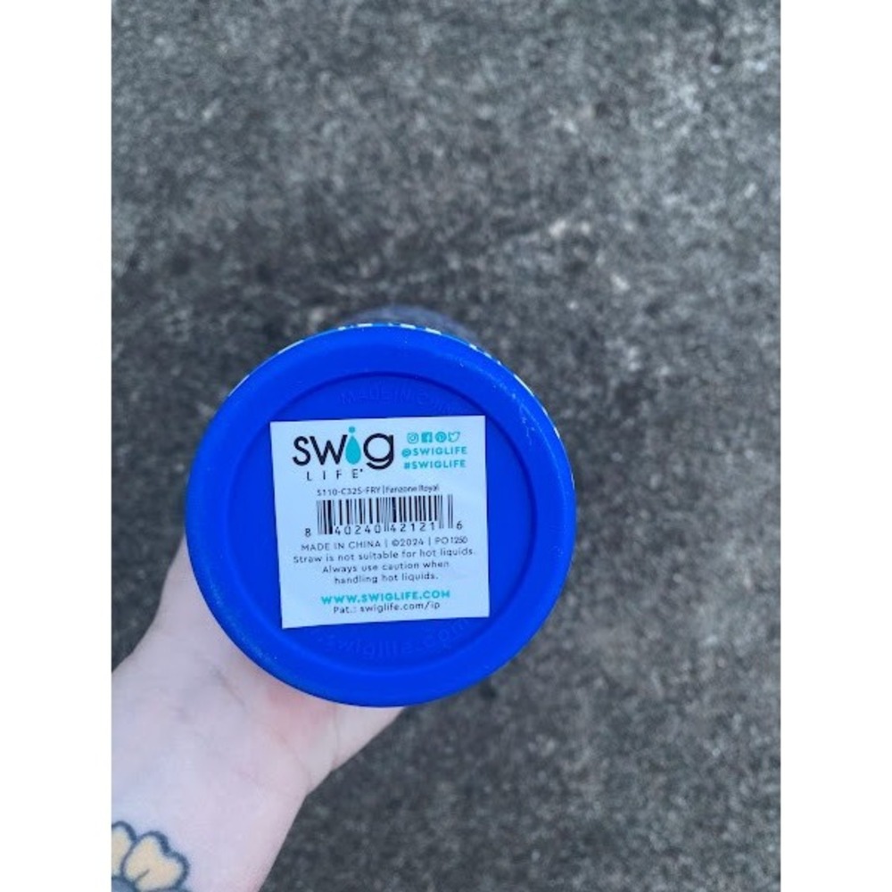 Swig Life 22oz Tumbler Fanzone Royal Blue Marble Swirl Insulated Travel Cup Lid - Picture 2 of 4